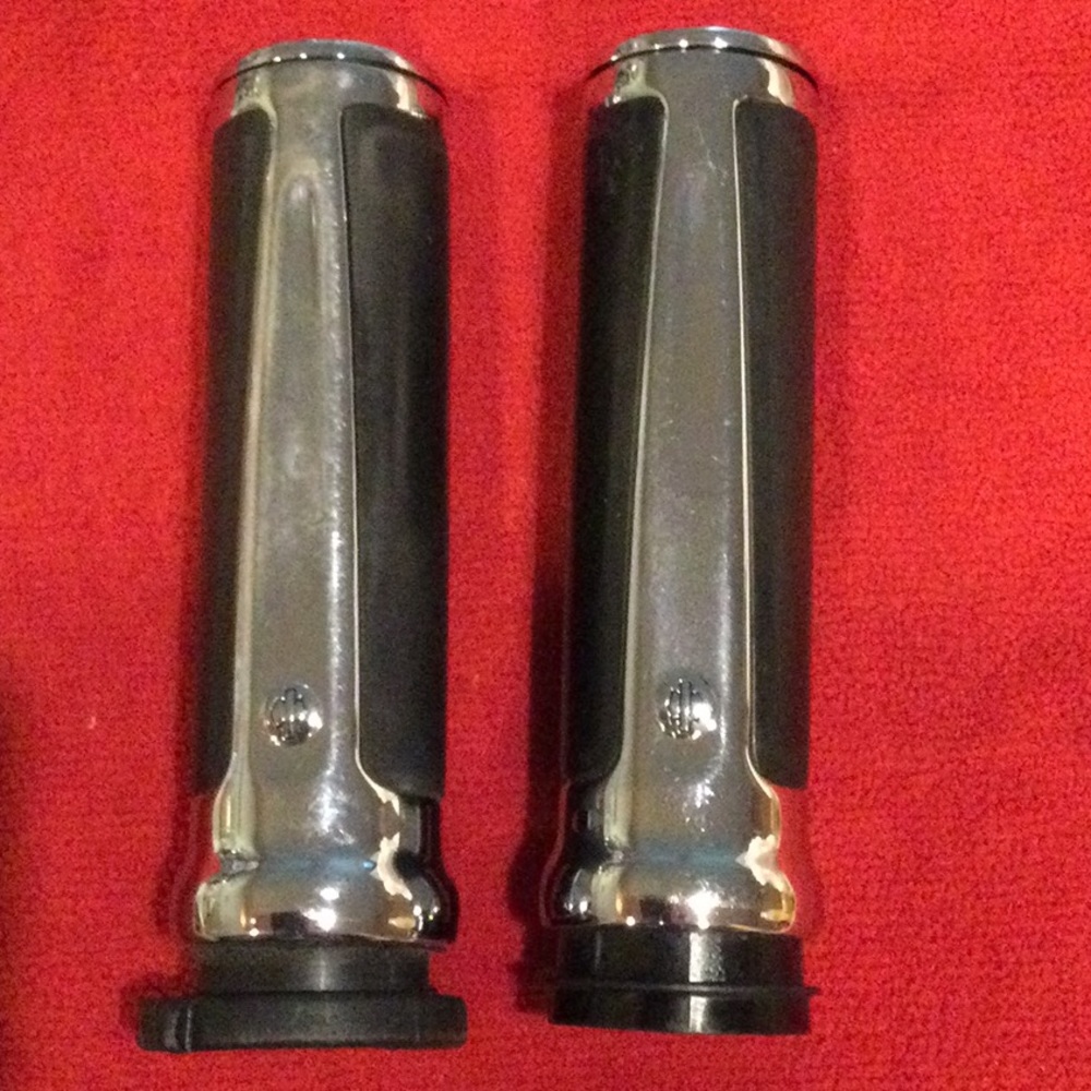Harley Davidson handlebar grips
